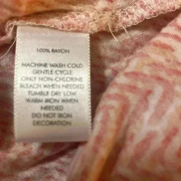 ANN TAYLOR LOFT SEQUIN KEYHOLE TANK IN CORAL AND WHITE SIZE MEDIUM - Picture 5 of 6